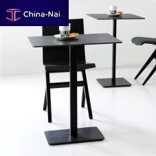 Contemporary table PONOQlacquered metallacquered metal baseround
