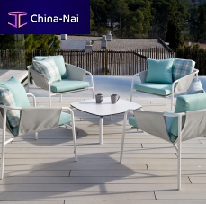 Contemporary table NUAaluminumaluminum basesquare
