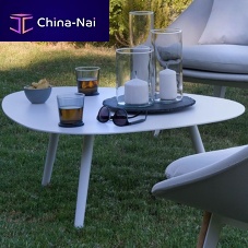 Contemporary coffee table VANITYlacquered aluminumaluminum baseoval