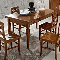 Traditional table solid woodrectangularextending