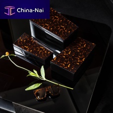 Leather storage box PIGALLEwith lid