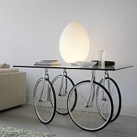 Original design table TOURglassstainless steel basesquare