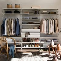 Wall-mounted shelving system TRIAcontemporarymetalhome