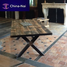 Traditional table woodensolid woodround