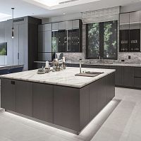 Contemporary kitchen TURN-KEYoaklacquered woodsmoked glass