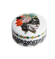 Porcelain storage box LOVE WHO YOU WANT