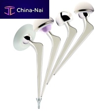 Primary hip prosthesis Avanteon®cemented