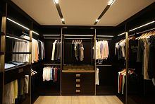 Contemporary walk-in wardrobe PRIVATE VILLAwoodensteelwith built-in light
