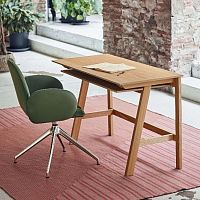 Free-standing desk MESANAcontemporaryoakstraight