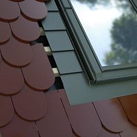 Roof flashing LH