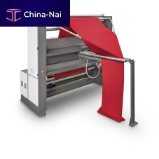 Fabric slitting machine