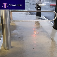 Access control barrier AL 933swingsteelglass