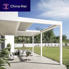 Self-supporting pergola SWAYwall-mountedextruded aluminumwith mobile slats