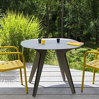 Contemporary dining table Loomaluminumaluminum basesquare