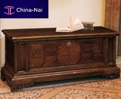 Traditional chest 364wooden