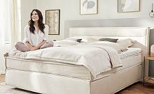Double bed JUSTB! SC100contemporaryupholsteredwith upholstered headboard
