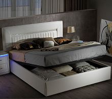 Double bed Gemmacontemporaryupholsteredwith headboard