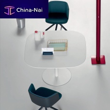 Contemporary table RONDO'woodenlaminatelinen