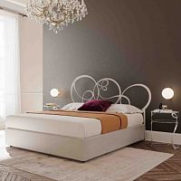Double bed GERICOtraditionalupholsteredwith headboard