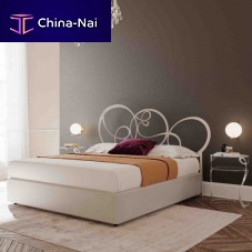 Double bed GERICOtraditionalupholsteredwith headboard