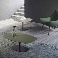 Contemporary side table ELISSEMDFlacquered wood baseoval