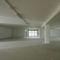 Concrete deck slab for ceiling