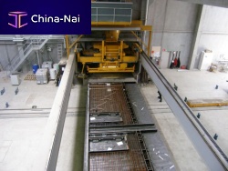 Concrete spreader