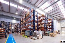 Double-deep racking adjustablefor heavy loadspallet