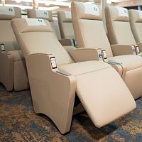 Contemporary auditorium seating Ferryleatherwith headrestcustomizable color