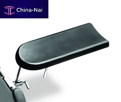 Operating table armrest