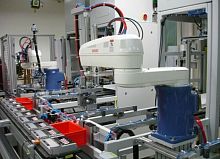 Continuous packaging system roboticlinearblister