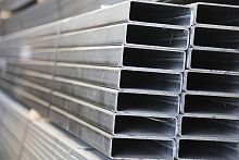 Galvanised steel profile rectangularconstructionfor the automotive industry