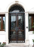 Removable security grille for doors