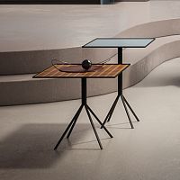 Contemporary side table Poirotlacquered metalbrass baseround