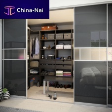 Contemporary walk-in wardrobe woodenwith sliding door