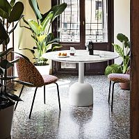Contemporary table Illooakwalnutash