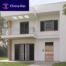 Extendable security grille Briareofoldingfor doorsfor windows