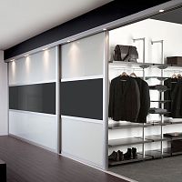 Contemporary walk-in wardrobe SPLITaluminumwith sliding door