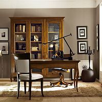 Traditional desk CAPRIwooden4-legged