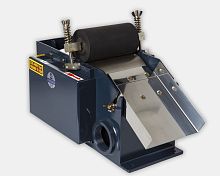 Magnetic roller separator metal