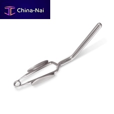 Vascular surgical clip