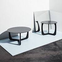 Contemporary coffee table LILIoakglassround