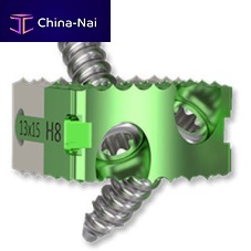 Cervical interbody fusion cage TITANOPEEKanteriortitaniumPEEK