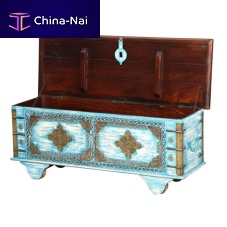Traditional chest ATTICbedroomwooden