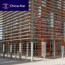 Glass solar shading for facade