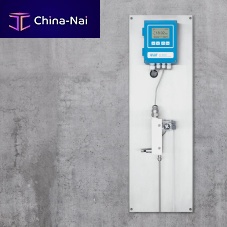 In-line conductivity meter AMI Rescondigitalprecisionwith resistivity meter