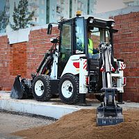 Compact backhoe loader HMK 62 SS