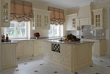 Classic kitchen ROYALsolid woodlacquered woodisland